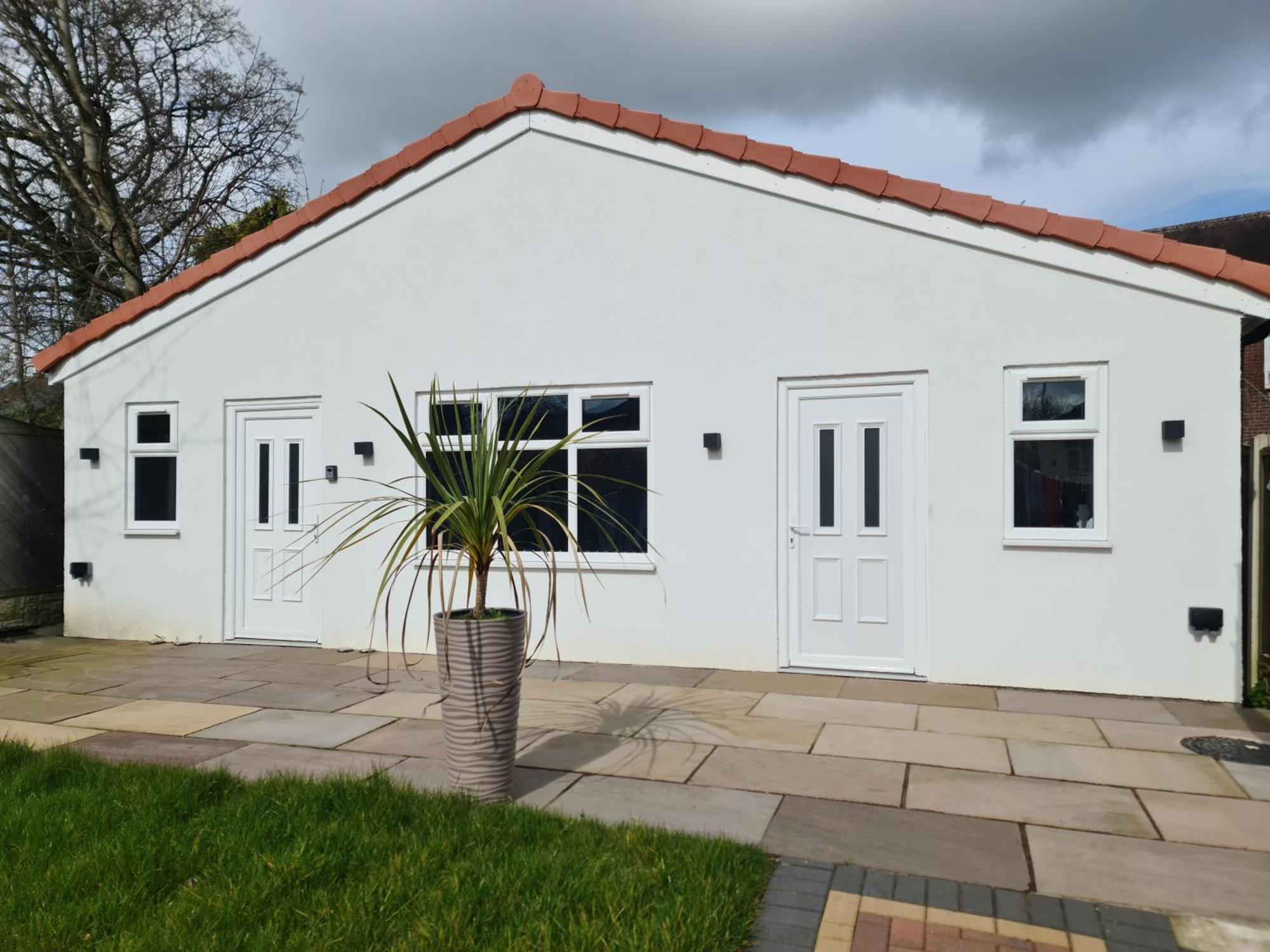 Detached Flat In Leeds, Free Wifi And Parking, Pool Table, 75 Inch Tv, Netflix, Apartamento *